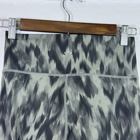Varley Gray Animal Print Watercolor Luna 7/8 Leggings Women's Size S Athleisure - Picture 8 of 9